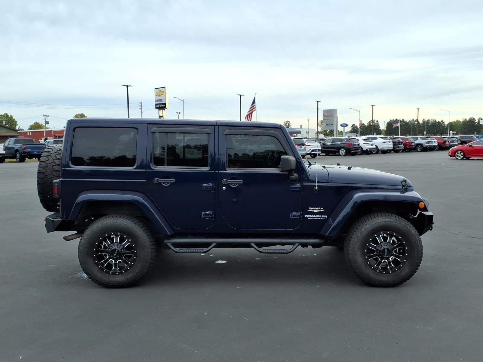 2013 Jeep WRANGLER UNLIMITED SAHARA