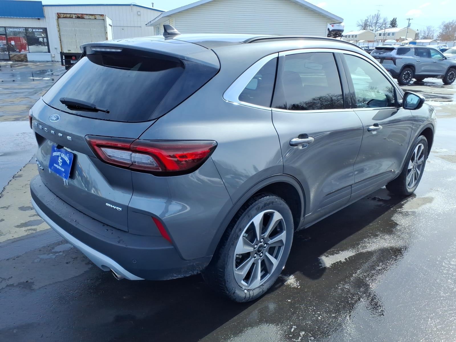 2025 Ford Escape Platinum