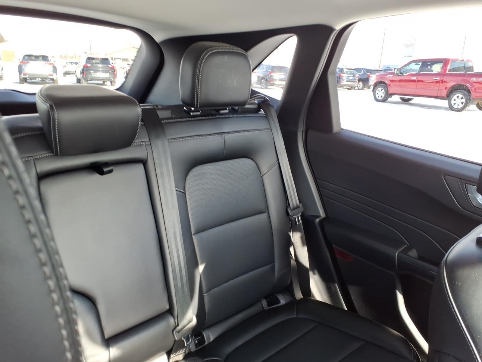 2025 Ford Escape Platinum