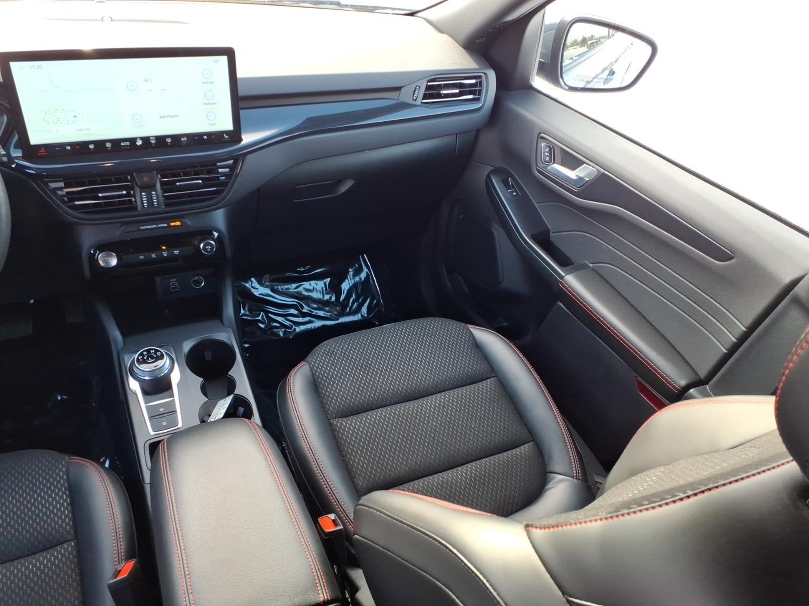 2025 Ford Escape Hybrid ST-Line Select