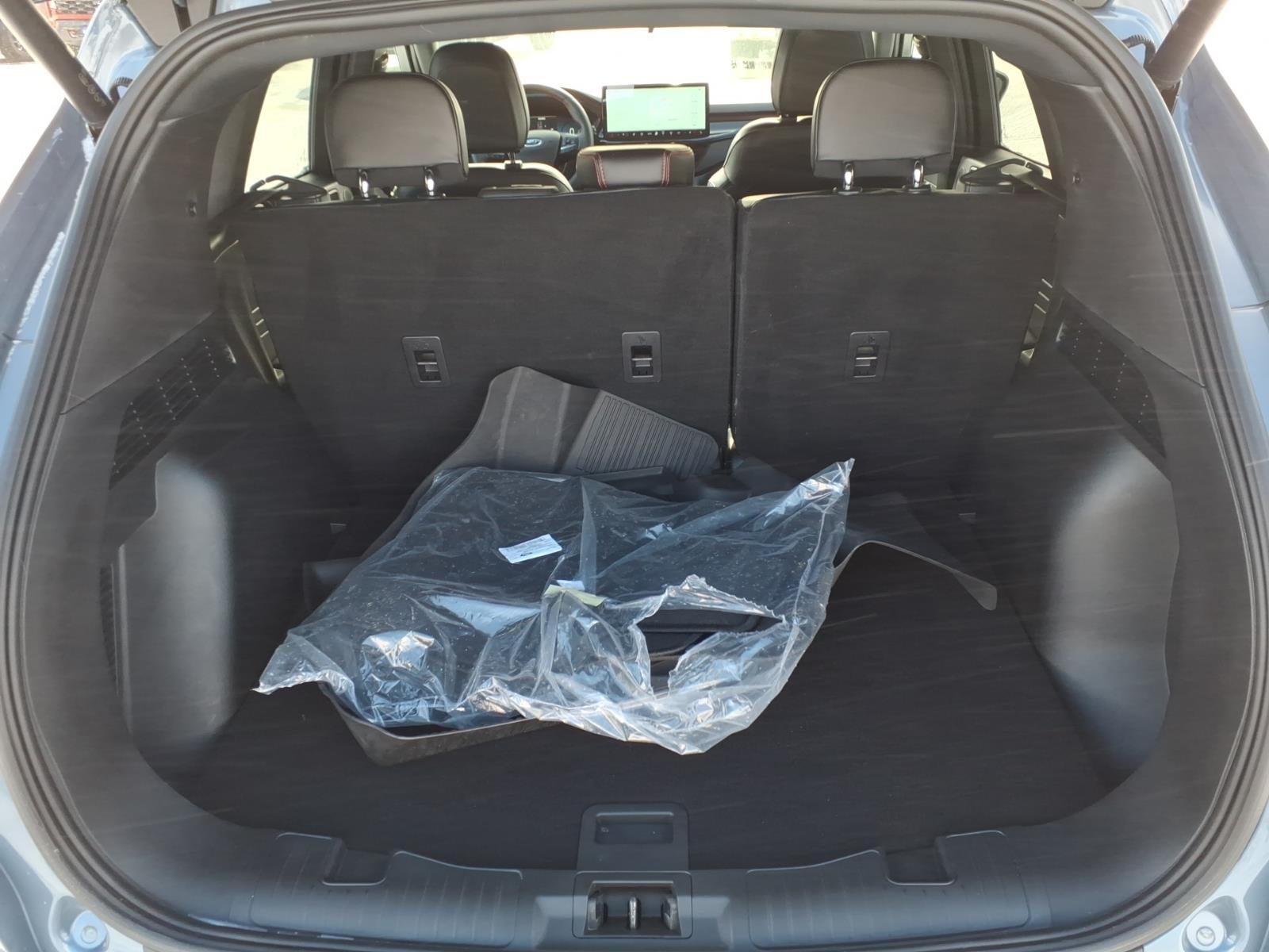 2025 Ford Escape Hybrid ST-Line Select