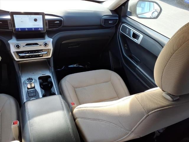 2022 Ford Explorer Base