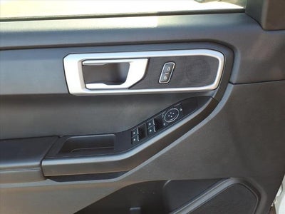 2022 Ford Explorer Base