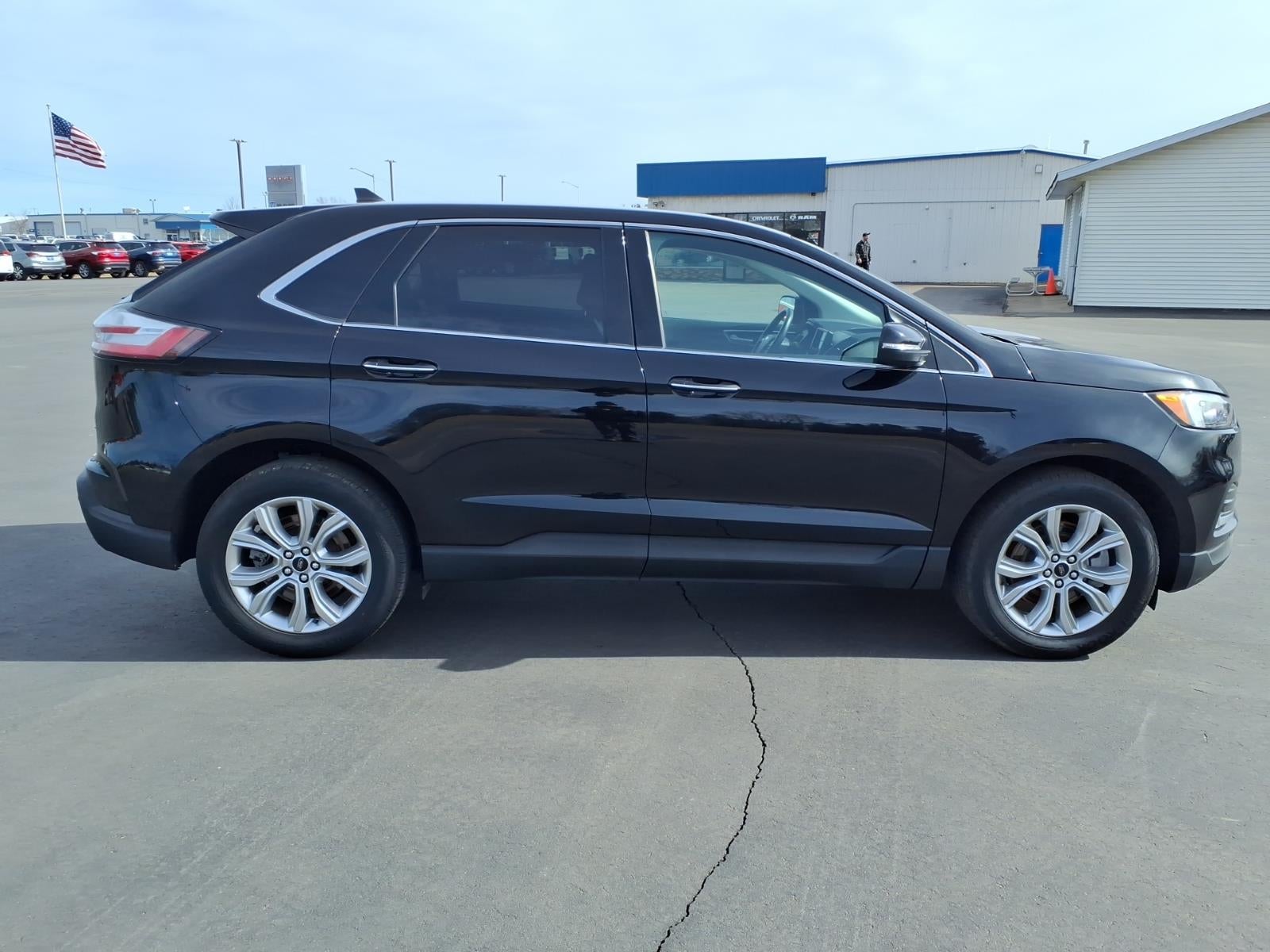 2024 Ford Edge Titanium