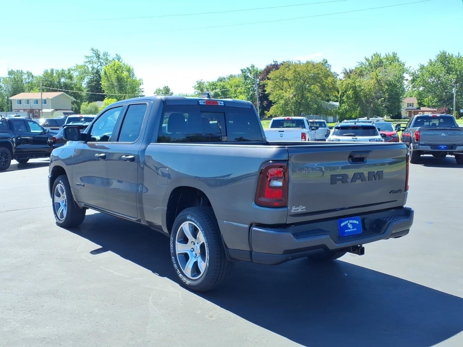 2026 RAM Ram 1500 RAM 1500 EXPRESS QUAD CAB 4X4 6'4' BOX
