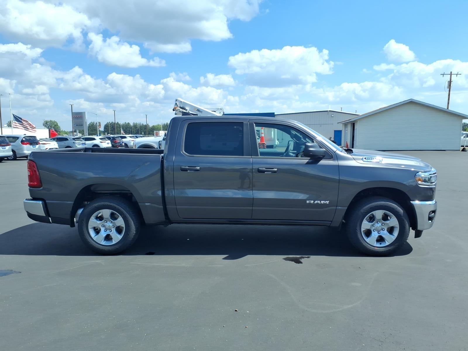 2026 RAM 1500 RAM 1500 BIG HORN CREW CAB 4X4 5'7' BOX