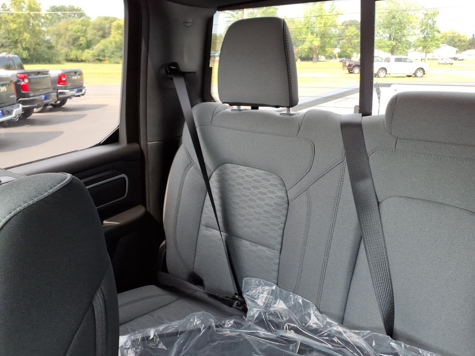 2026 RAM 1500 RAM 1500 BIG HORN QUAD CAB 4X4 6'4' BOX