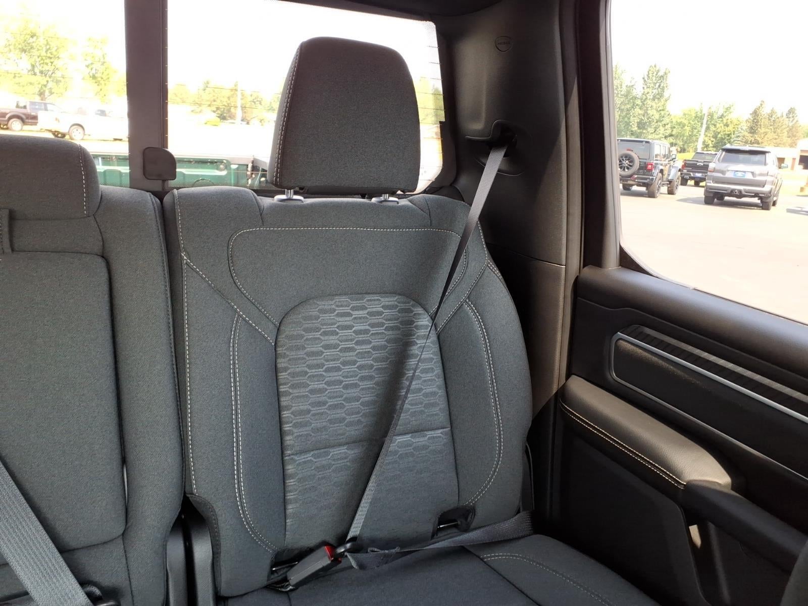 2026 RAM 1500 RAM 1500 BIG HORN CREW CAB 4X4 5'7' BOX
