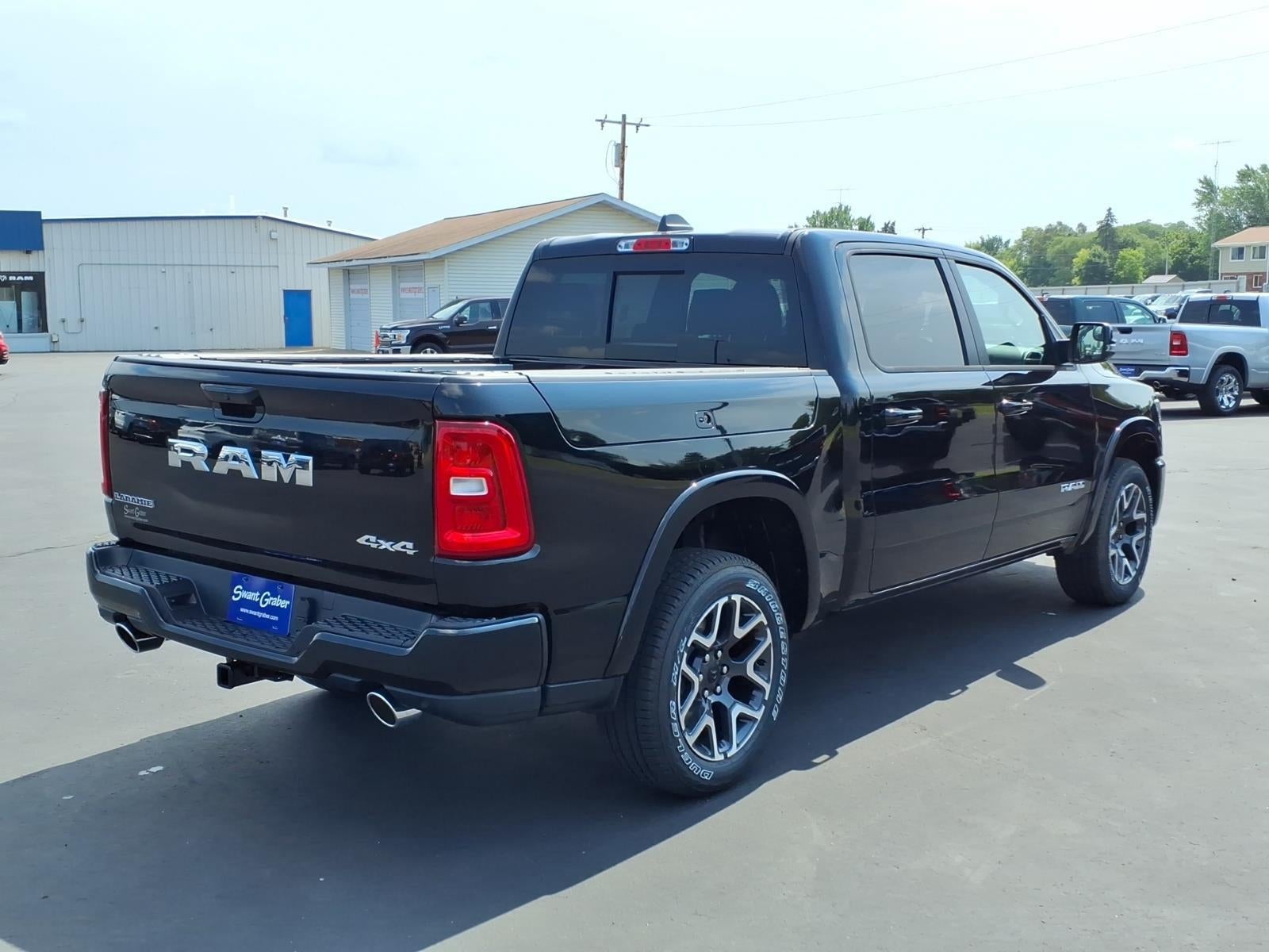 2026 RAM Ram 1500 RAM 1500 LARAMIE CREW CAB 4X4 5'7' BOX