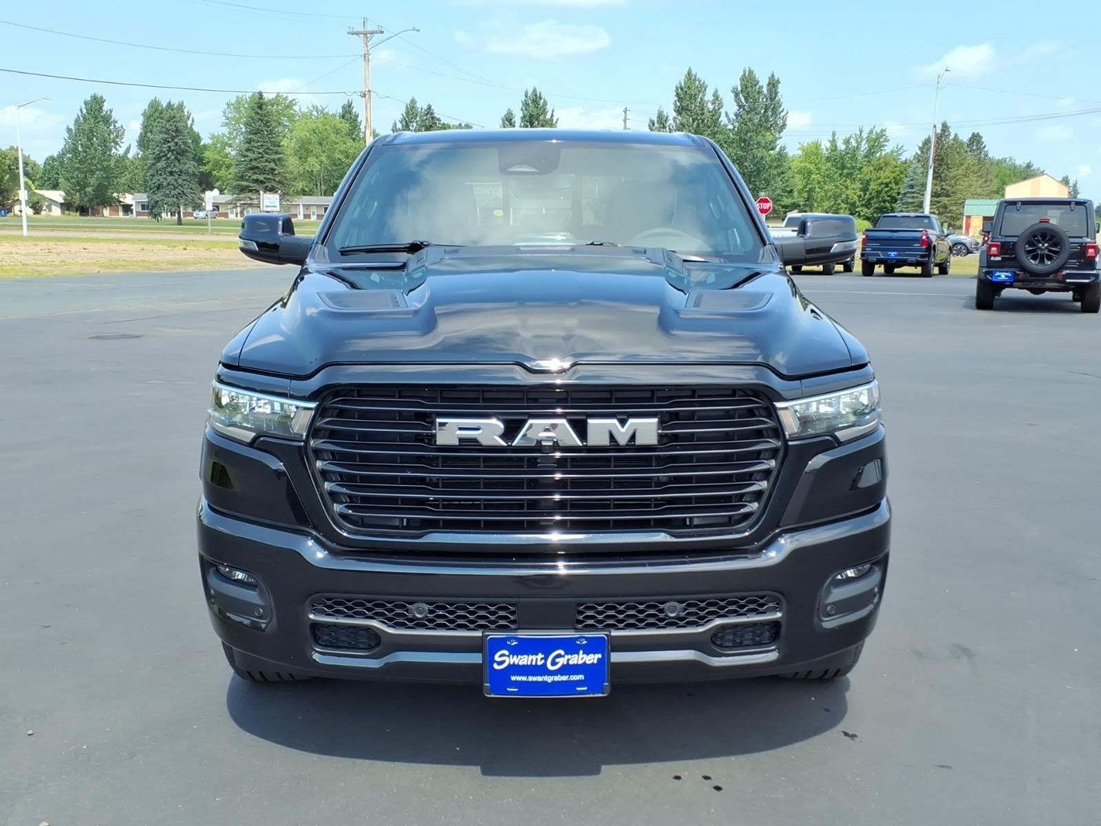 2026 RAM Ram 1500 RAM 1500 LARAMIE CREW CAB 4X4 5'7' BOX
