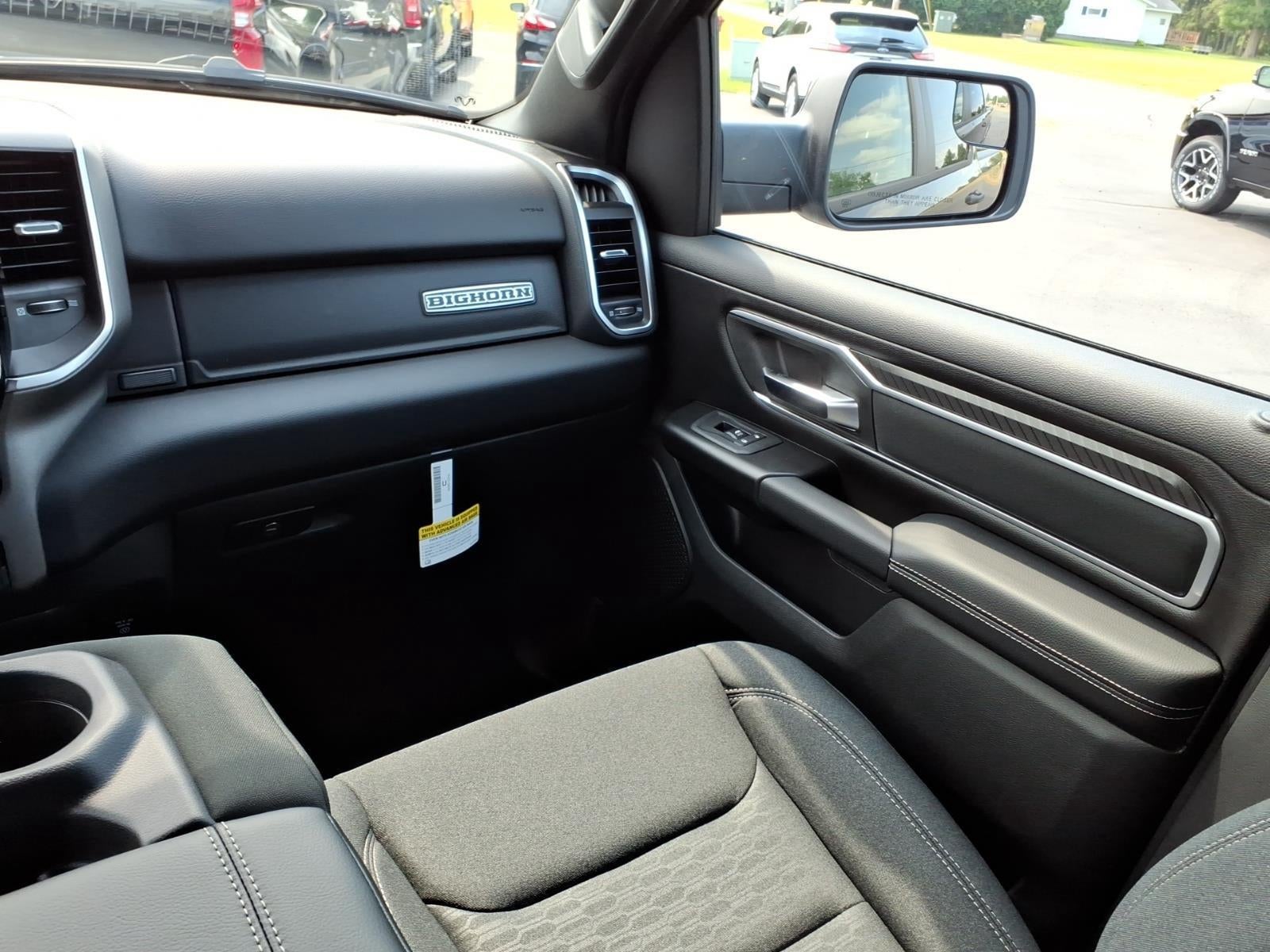 2026 RAM 1500 RAM 1500 BIG HORN CREW CAB 4X4 6'4' BOX