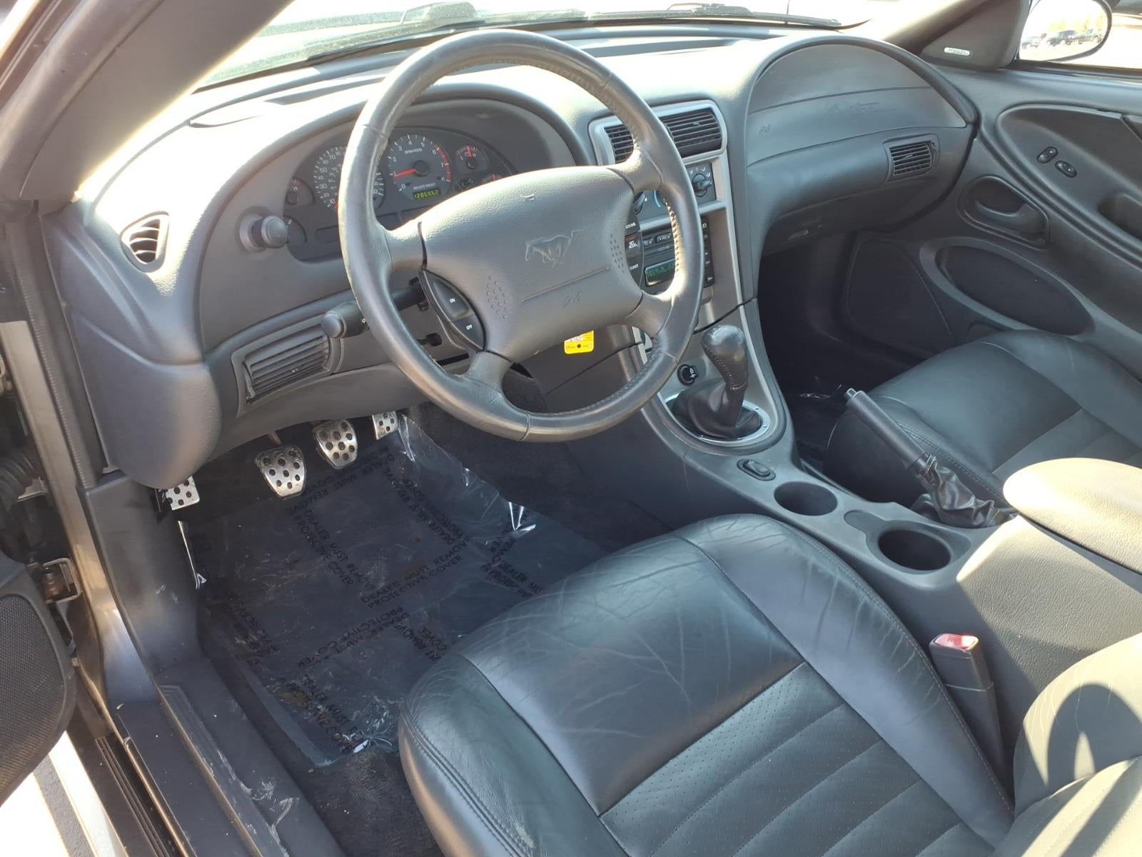 2003 Ford Mustang GT Deluxe