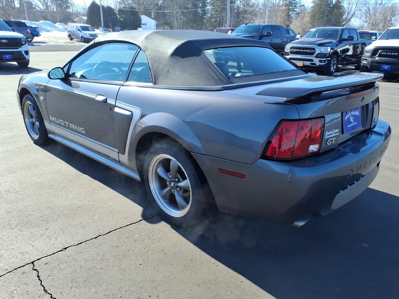 2003 Ford Mustang GT Deluxe