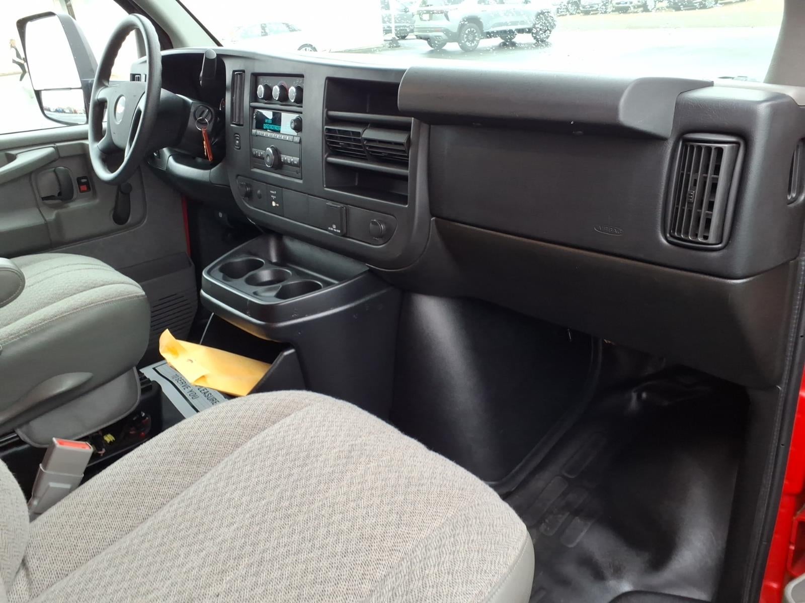 2015 Chevrolet Express Cutaway 4500 BASE