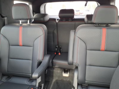 2025 Chevrolet Traverse RS