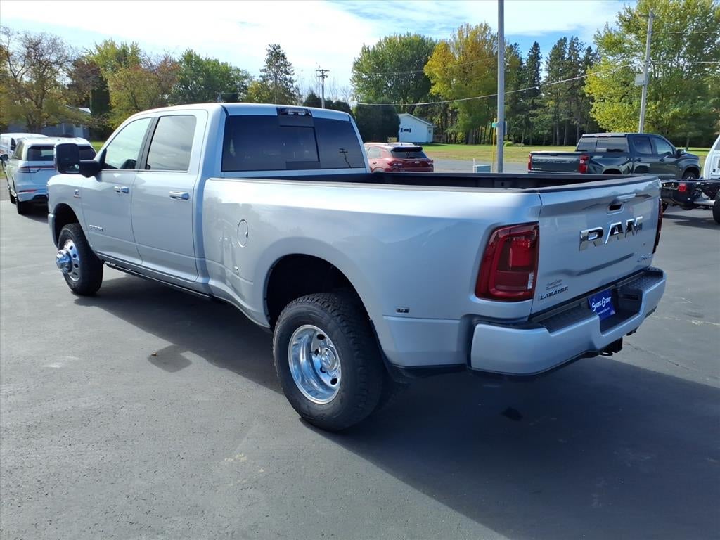 2026 RAM Ram 3500 RAM 3500 LARAMIE CREW CAB 4X4 8' BOX