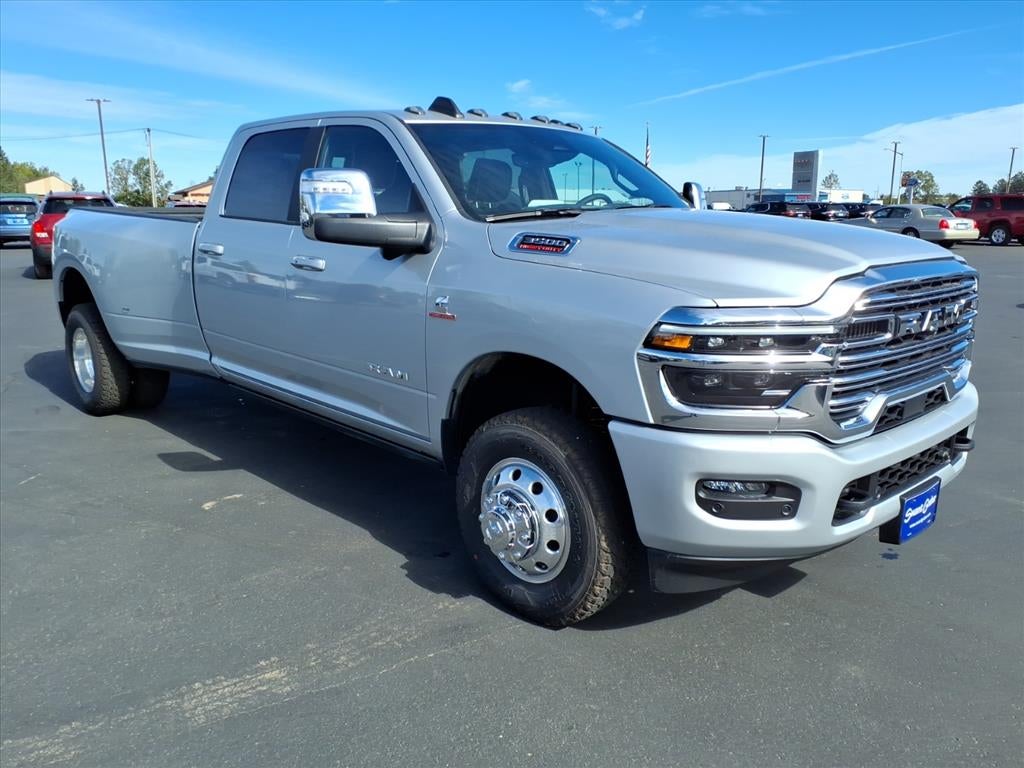 2026 RAM Ram 3500 RAM 3500 LARAMIE CREW CAB 4X4 8' BOX