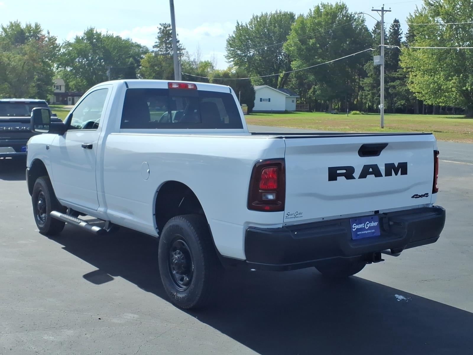 2027 RAM Ram 2500 RAM 2500 TRADESMAN REGULAR CAB 4X4 8' BOX
