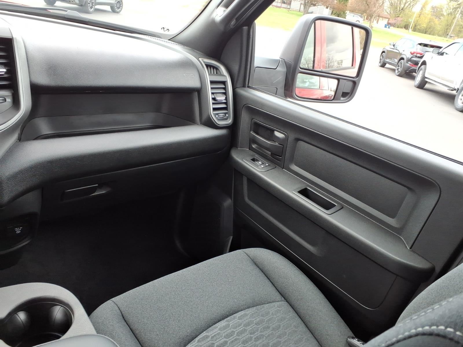 2026 RAM Ram 2500 RAM 2500 WARLOCK CREW CAB 4X4 6'4' BOX