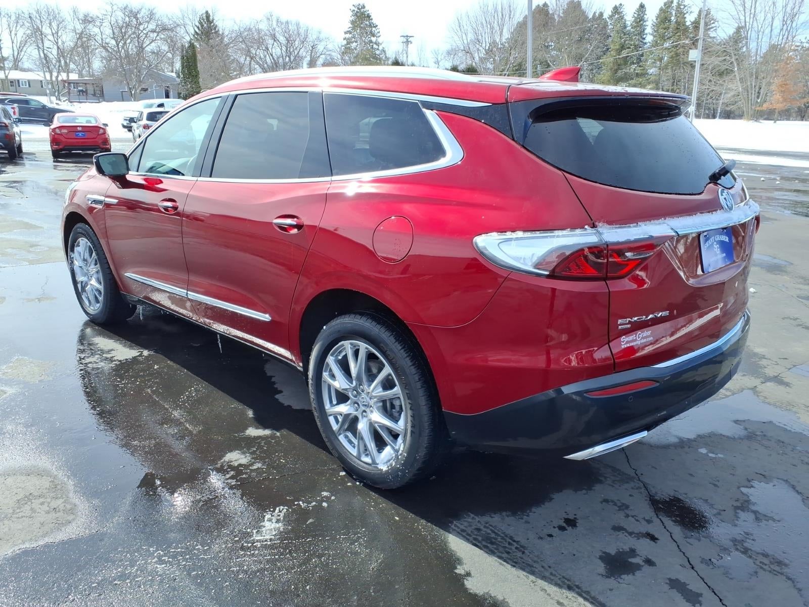 2024 Buick Enclave Essence